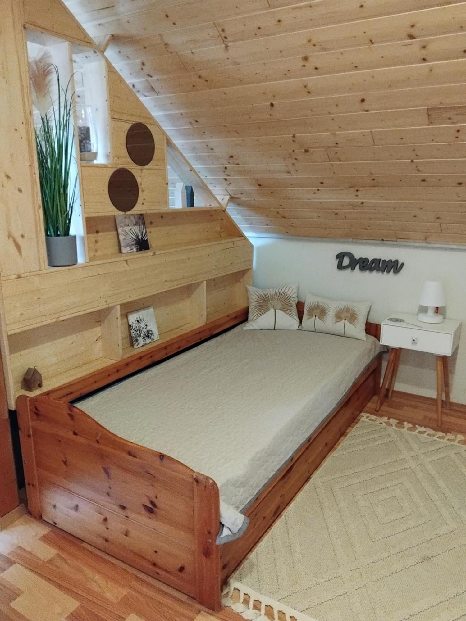 Ferienwohnung Monteurwohnung Pusteblume 杜德城 外观 照片