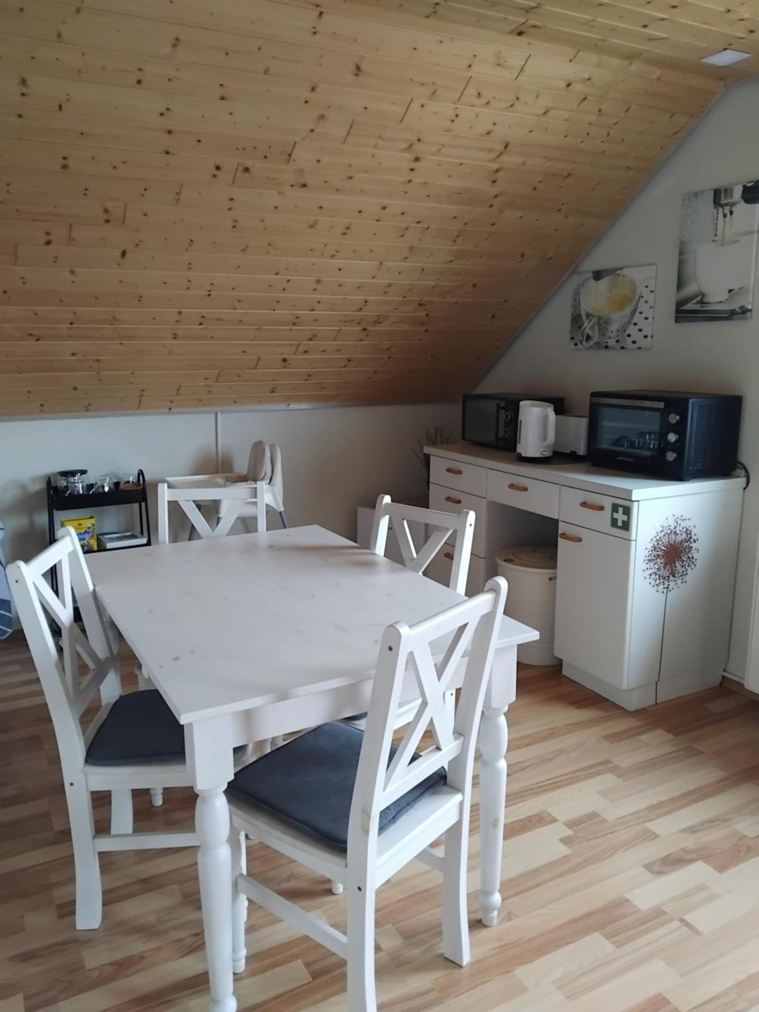 Ferienwohnung Monteurwohnung Pusteblume 杜德城 外观 照片